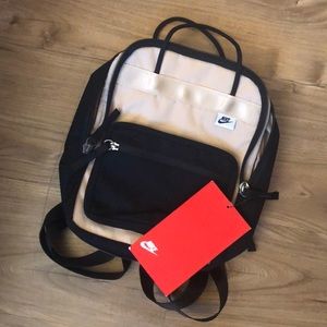 Nike Tanjun Mini Backpack